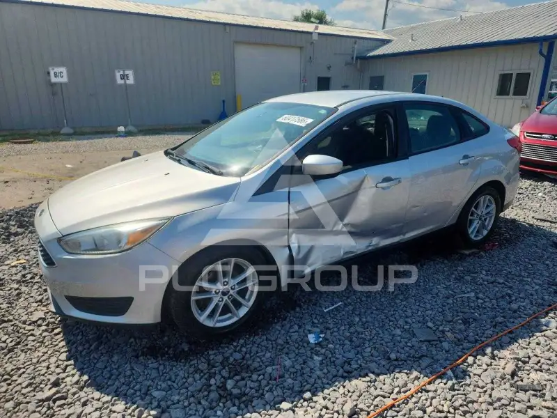 2018 Ford FOCUS фото
