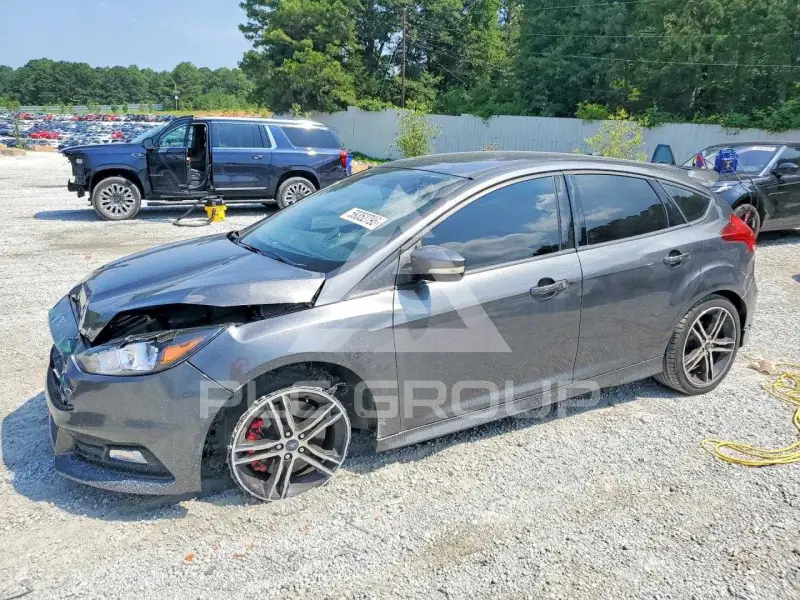 2018 Ford FOCUS photo