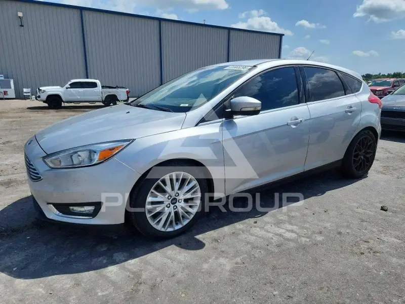 2018 Ford FOCUS фото