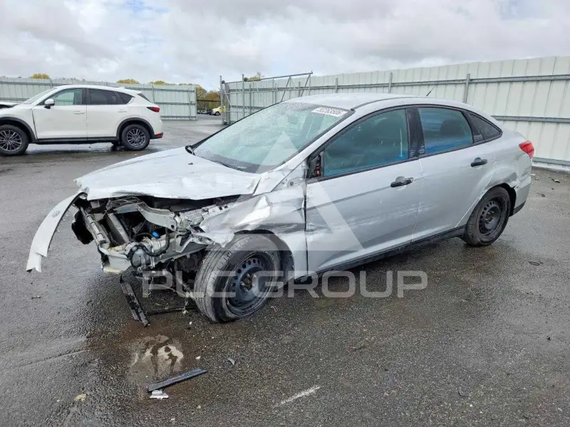 2018 Ford FOCUS фото