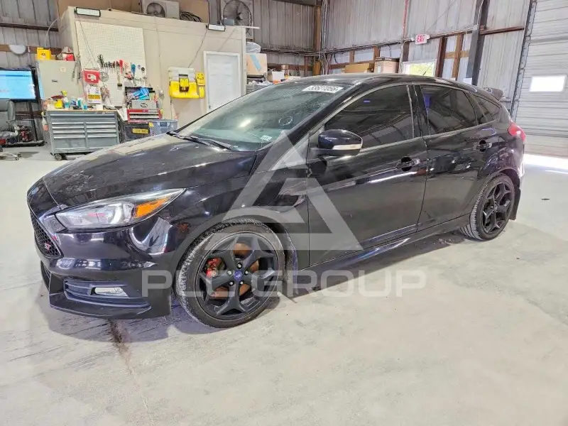 2018 Ford FOCUS фото