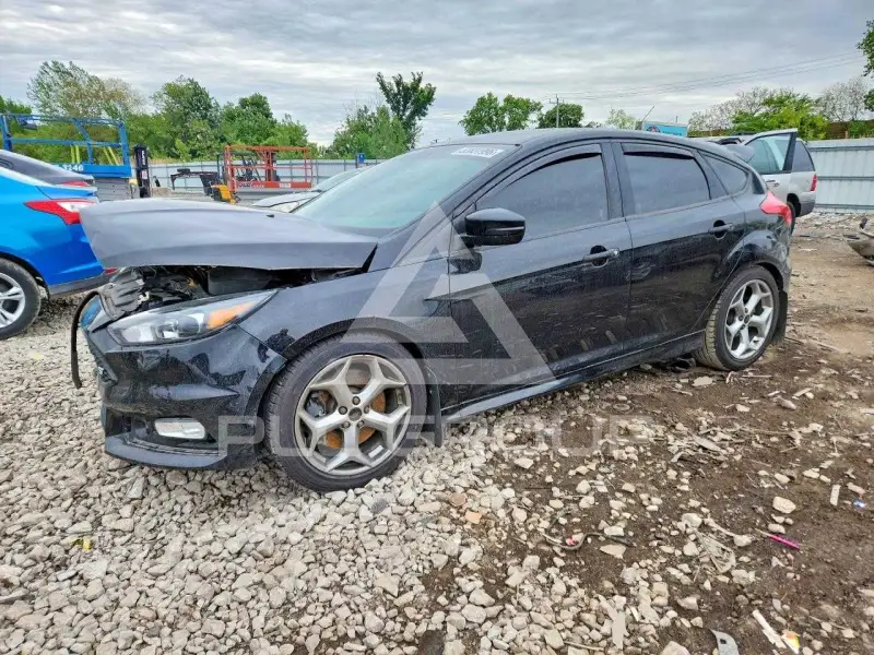 2018 Ford FOCUS фото