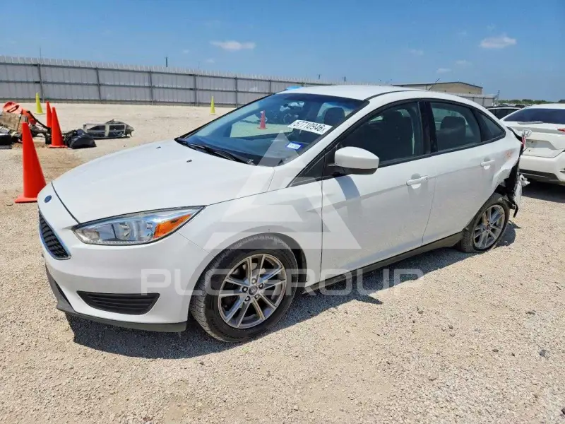 2018 Ford FOCUS photo
