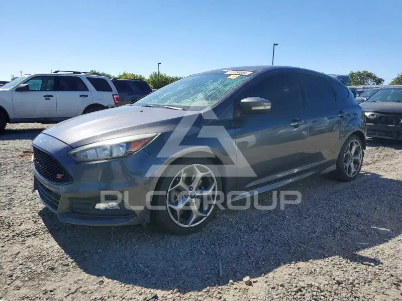2018 Ford FOCUS фото