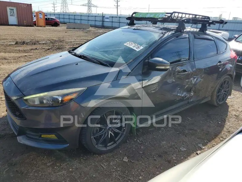 2018 Ford FOCUS фото