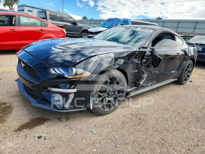 2018 Ford MUSTANG фото