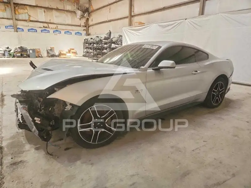 2018 Ford MUSTANG photo