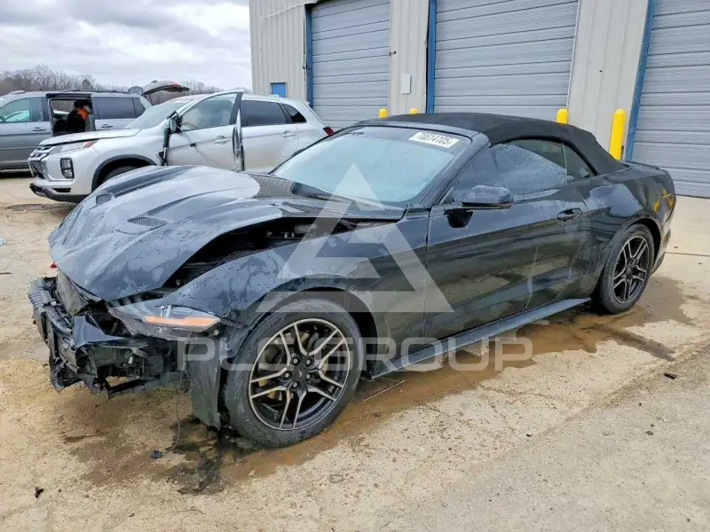 2018 Ford MUSTANG фото