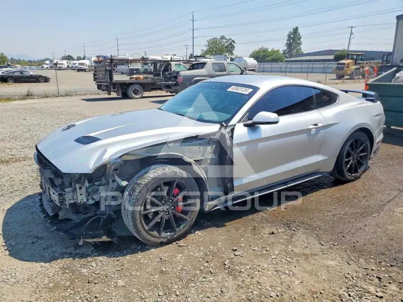 2018 Ford MUSTANG photo