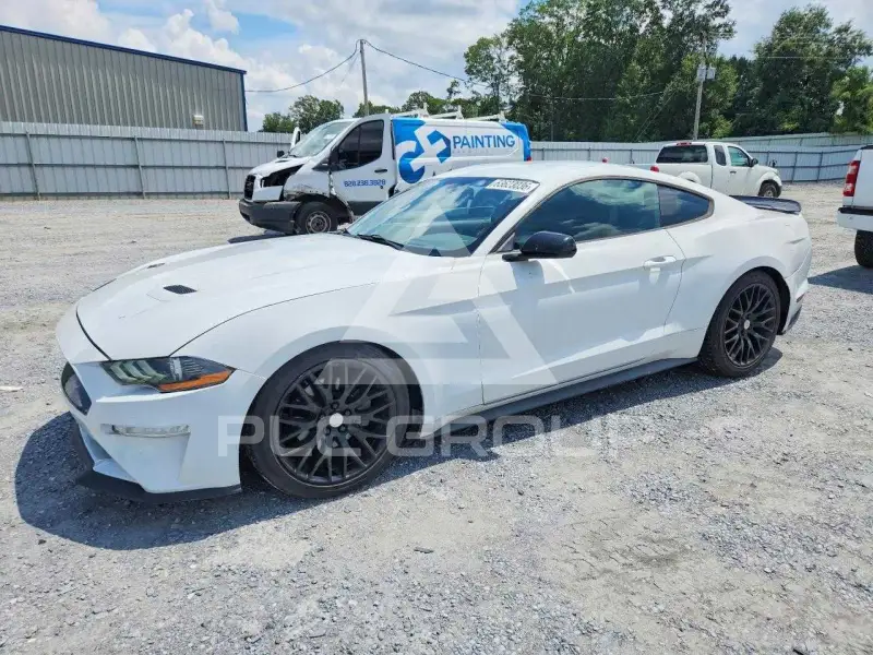 2018 Ford MUSTANG фото