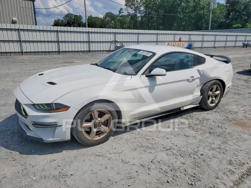 2018 Ford MUSTANG фото