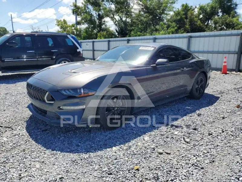 2018 Ford MUSTANG photo