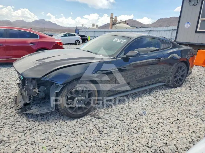 2018 Ford MUSTANG photo