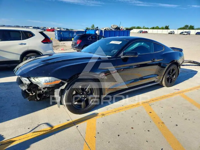 2018 Ford MUSTANG photo