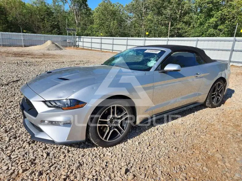 2018 Ford MUSTANG фото