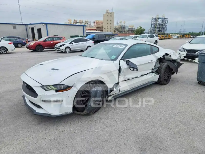 2018 Ford MUSTANG фото