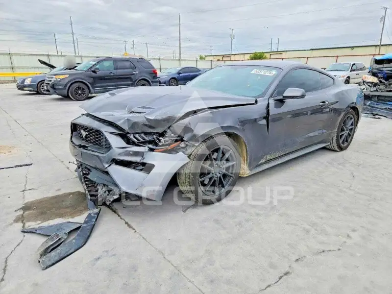 2018 Ford MUSTANG фото
