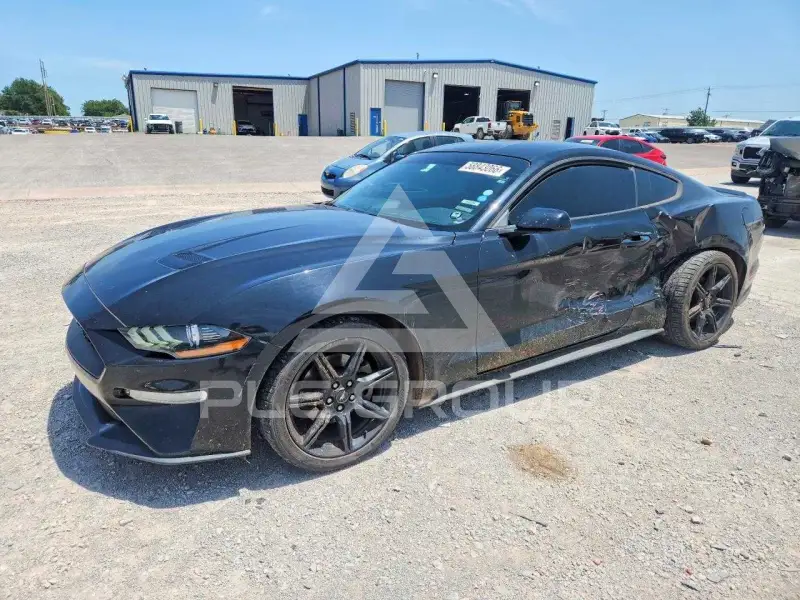 2018 Ford MUSTANG photo