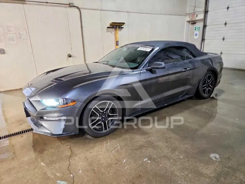2018 Ford MUSTANG photo