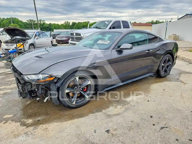 2018 Ford MUSTANG фото