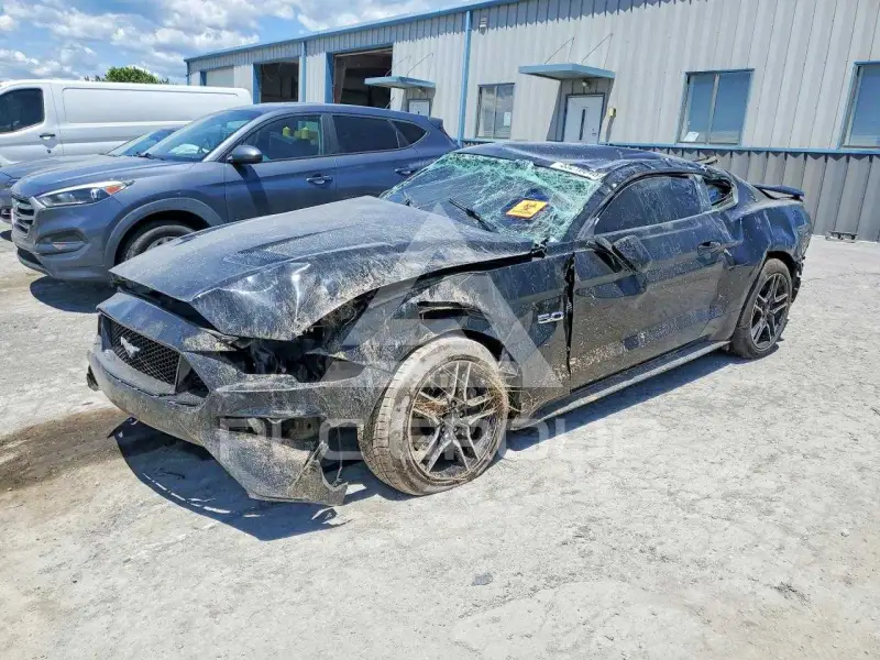 2018 Ford MUSTANG photo
