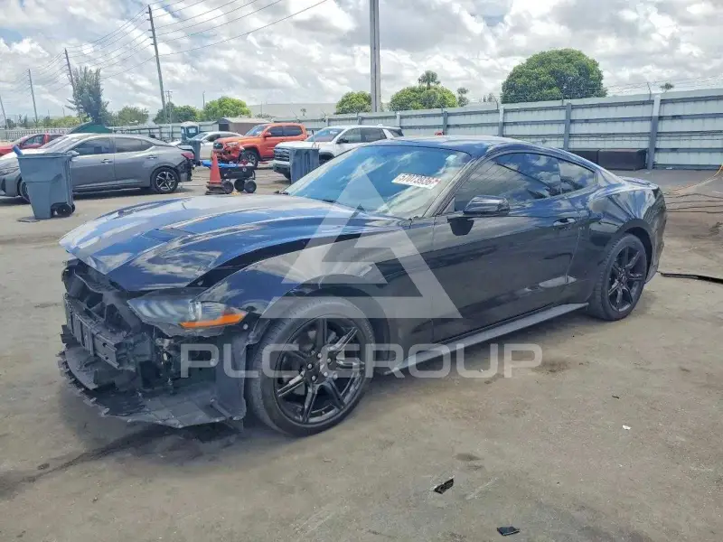 2018 Ford MUSTANG photo