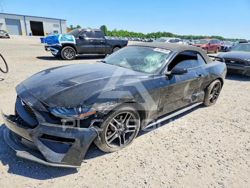 2018 Ford MUSTANG фото
