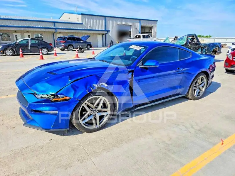 2018 Ford MUSTANG photo