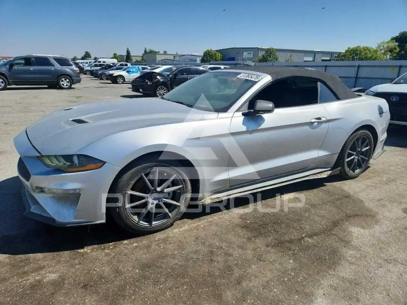 2018 Ford MUSTANG фото