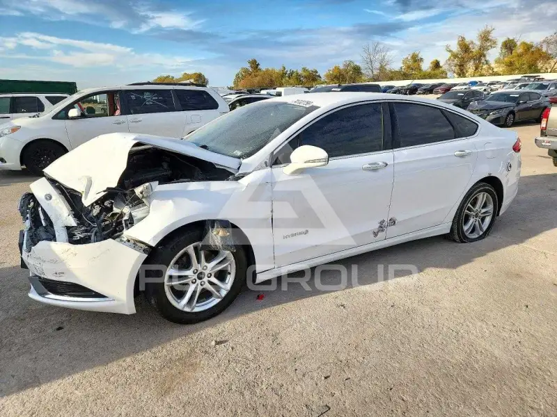 2018 Ford FUSION фото