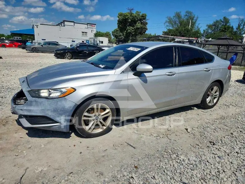 2018 Ford FUSION фото