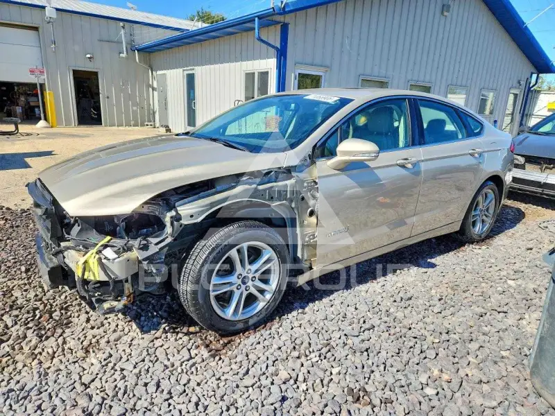 2018 Ford FUSION фото