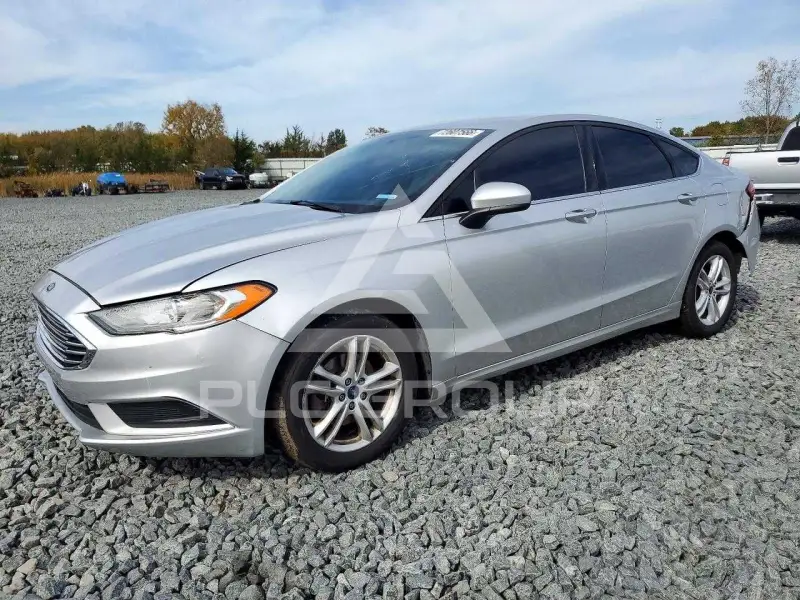 2018 Ford FUSION фото