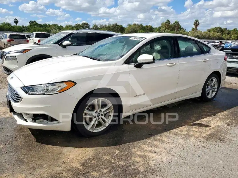 2018 Ford FUSION фото