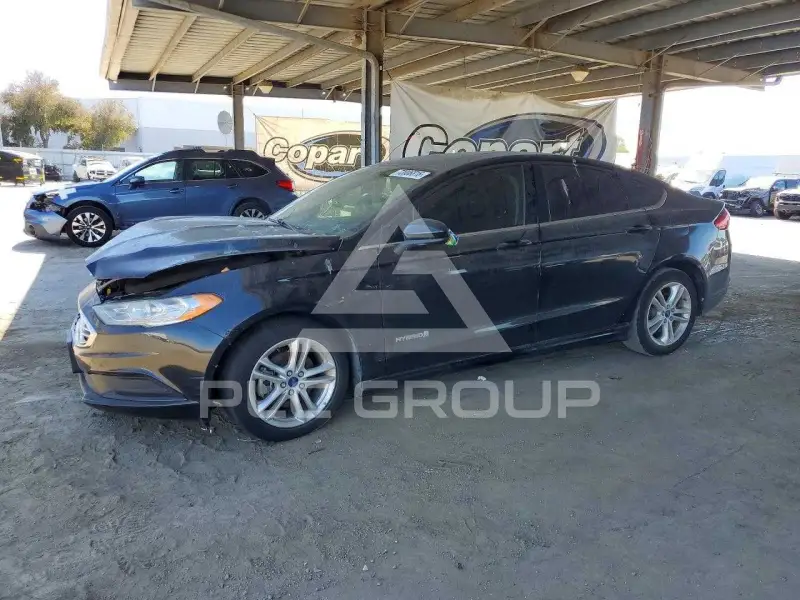 2018 Ford FUSION фото