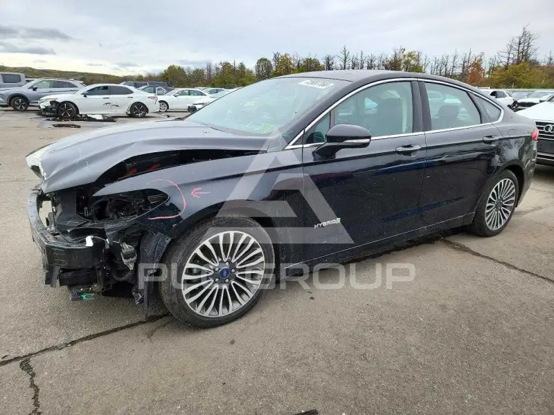 2018 Ford FUSION photo