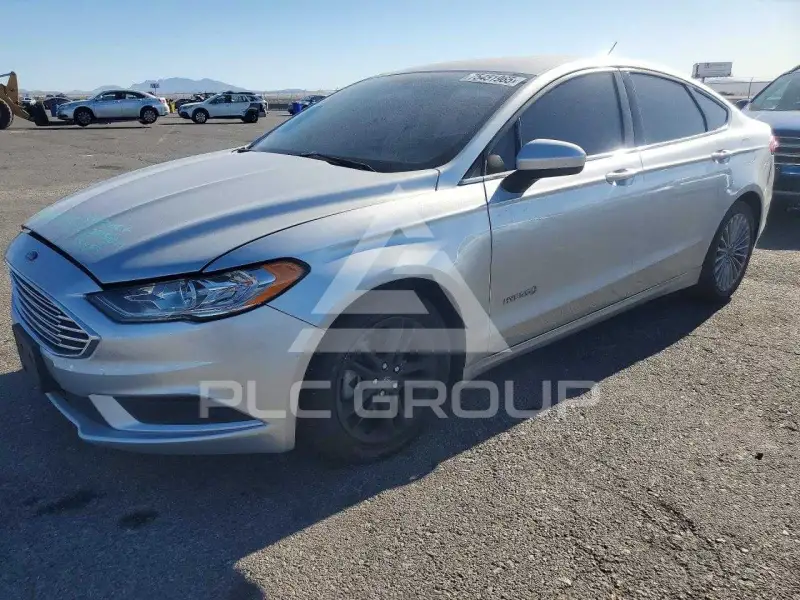 2018 Ford FUSION фото