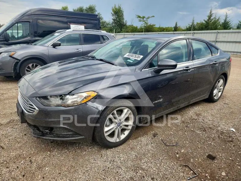 2018 Ford FUSION photo