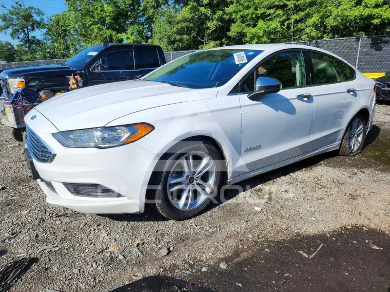 2018 Ford FUSION photo