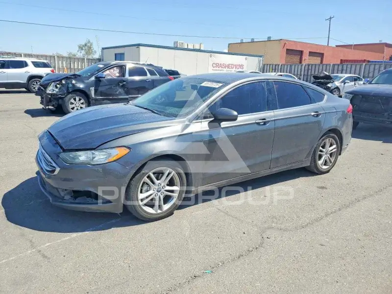 2018 Ford FUSION фото