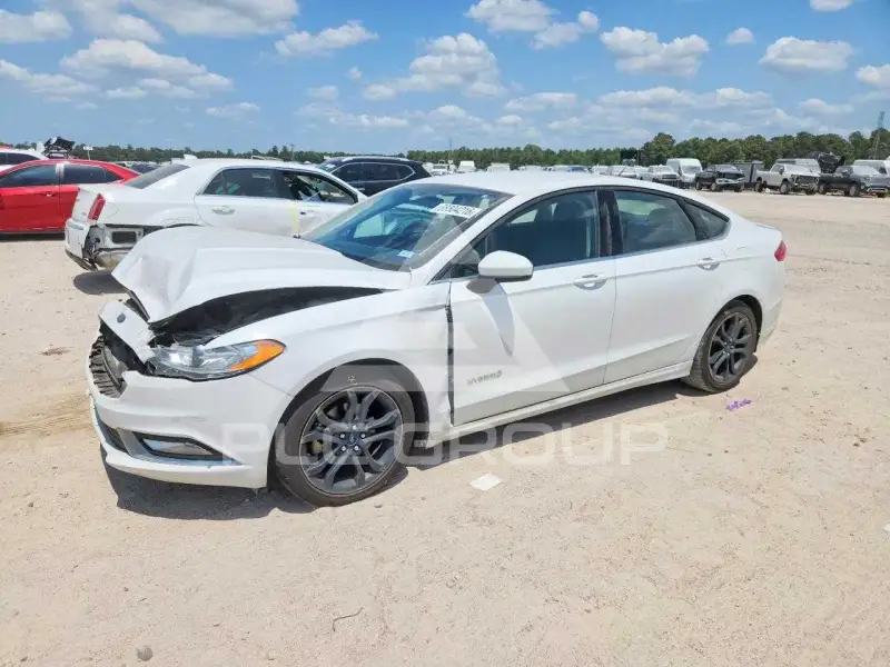 2018 Ford FUSION фото