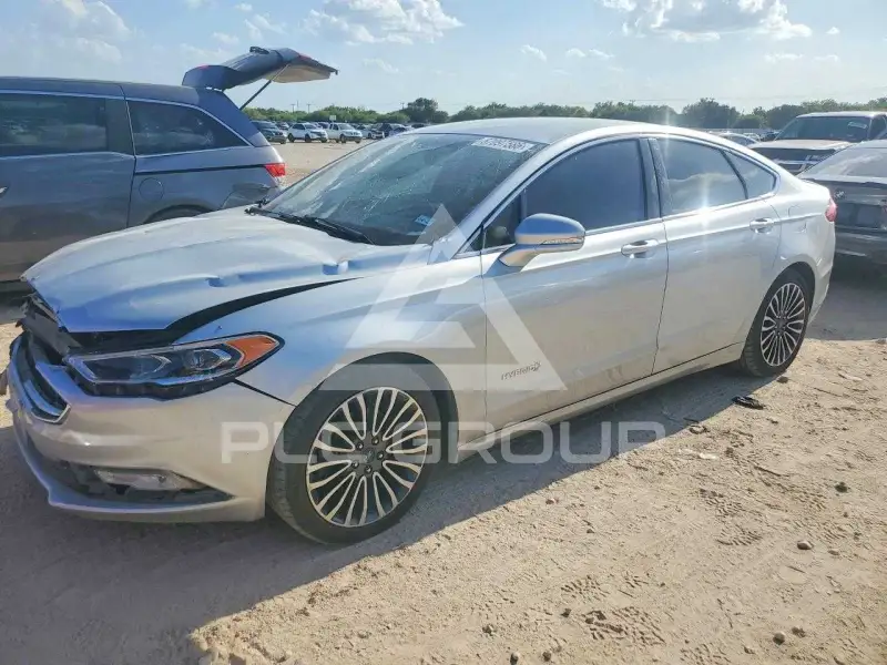 2018 Ford FUSION фото
