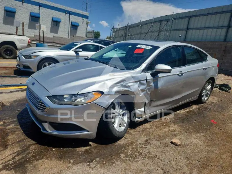 2018 Ford FUSION фото