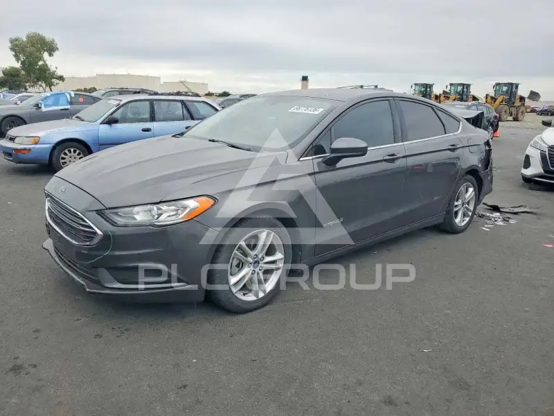 2018 Ford FUSION фото