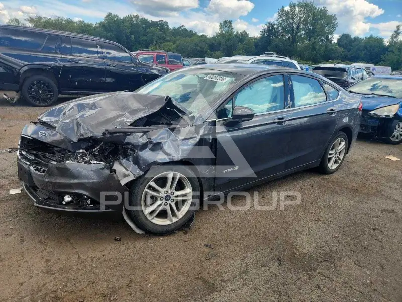 2018 Ford FUSION фото