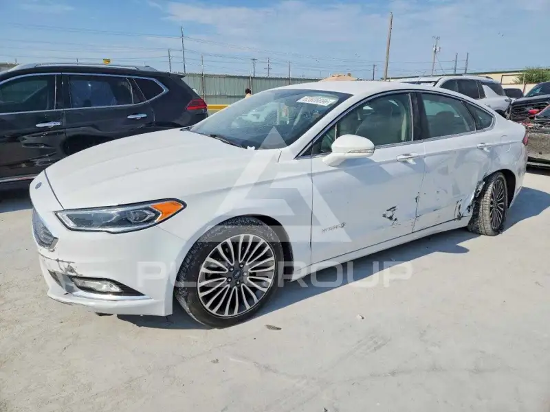 2018 Ford FUSION photo