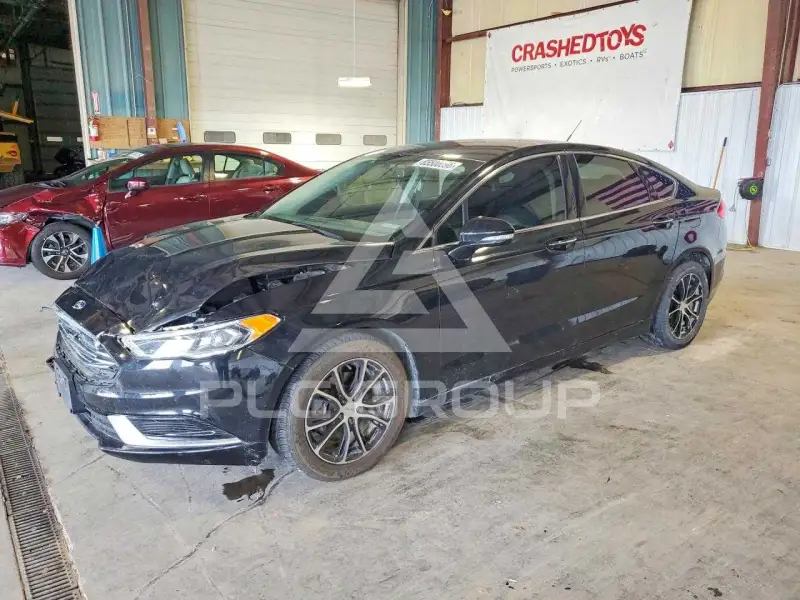 2018 Ford FUSION фото