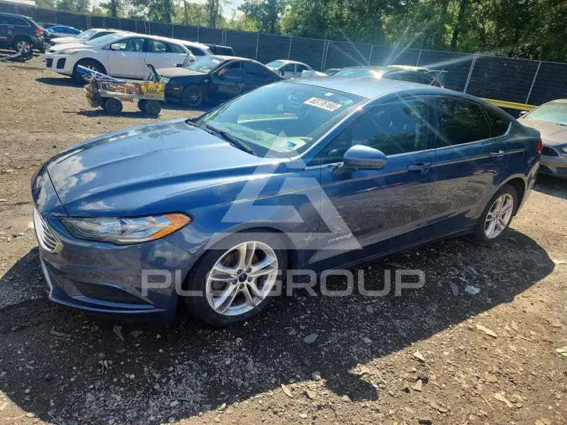 2018 Ford FUSION photo