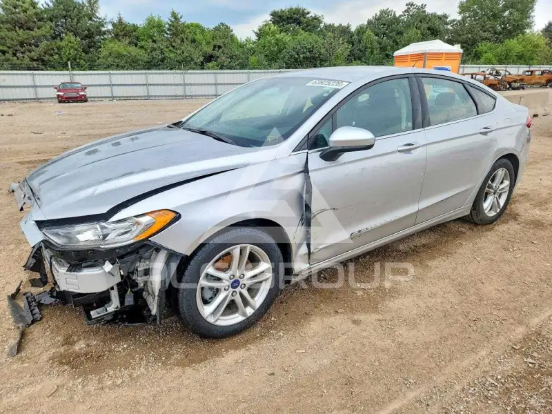 2018 Ford FUSION photo