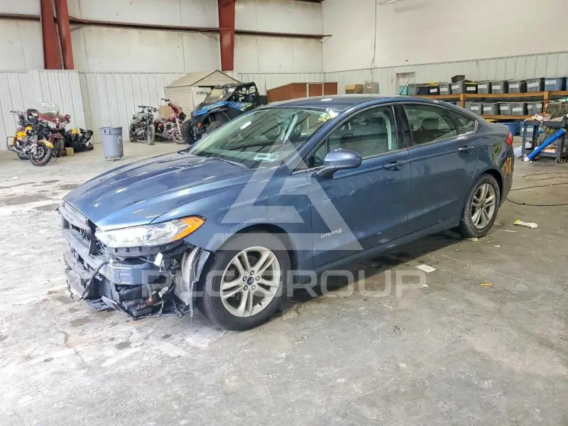 2018 Ford FUSION фото